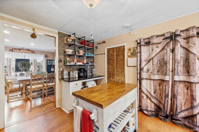 17 Perry Road, Cornwall, NY 12518