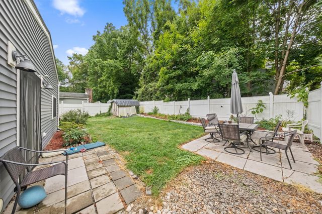 17 Perry Road, Cornwall, NY 12518