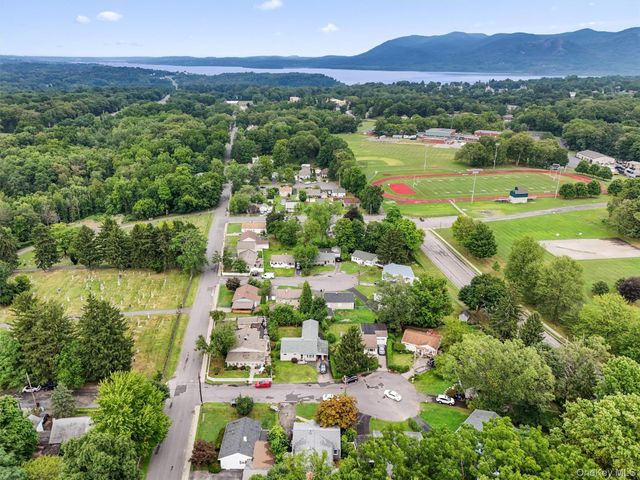 17 Perry Road, Cornwall, NY 12518