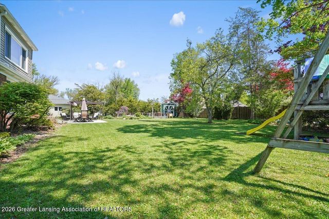 1213 Jenne Street, Grand Ledge, MI 48837