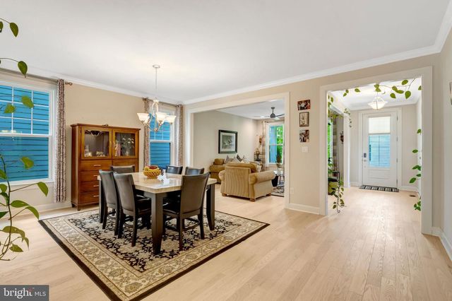 11413 WOODRUSH CT, Fairfax, VA 22030