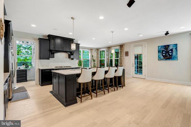 11413 WOODRUSH CT, Fairfax, VA 22030