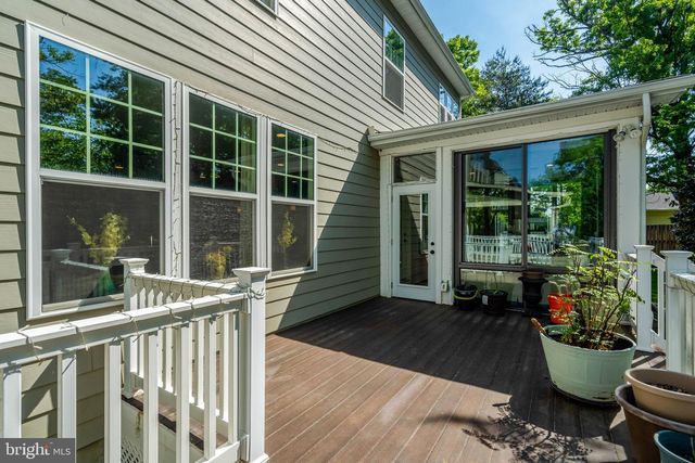 11413 WOODRUSH CT, Fairfax, VA 22030