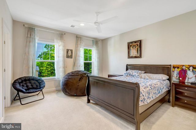 11413 WOODRUSH CT, Fairfax, VA 22030