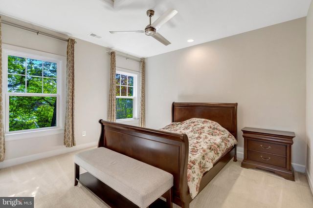 11413 WOODRUSH CT, Fairfax, VA 22030