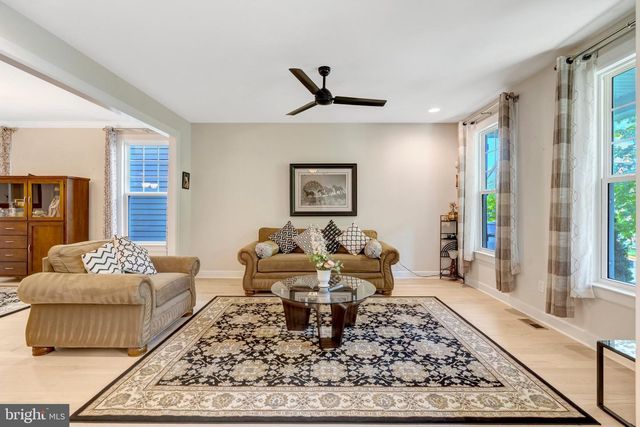 11413 WOODRUSH CT, Fairfax, VA 22030
