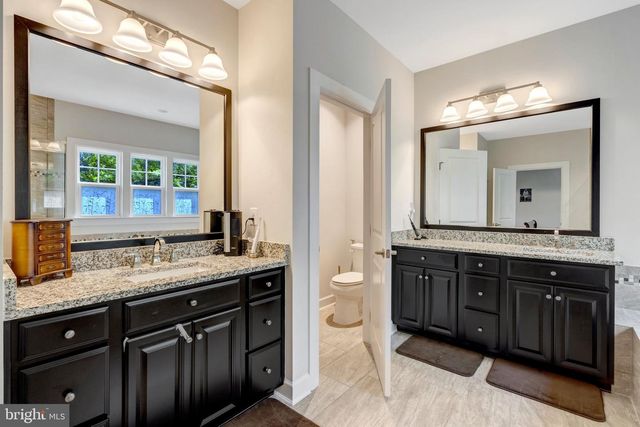 11413 WOODRUSH CT, Fairfax, VA 22030