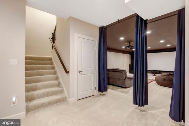 11413 WOODRUSH CT, Fairfax, VA 22030