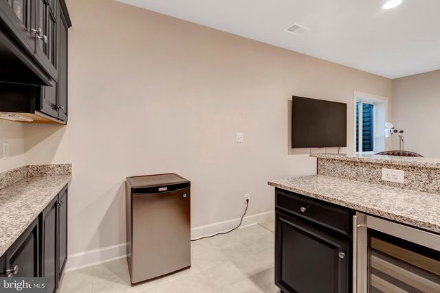 11413 WOODRUSH CT, Fairfax, VA 22030