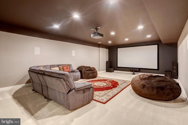 11413 WOODRUSH CT, Fairfax, VA 22030