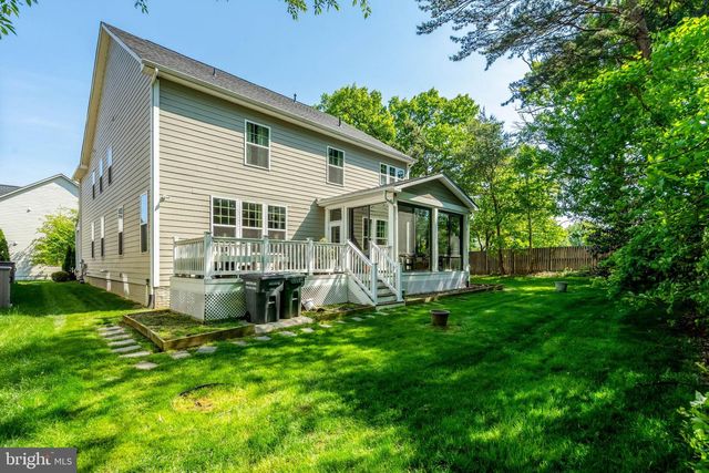 11413 WOODRUSH CT, Fairfax, VA 22030
