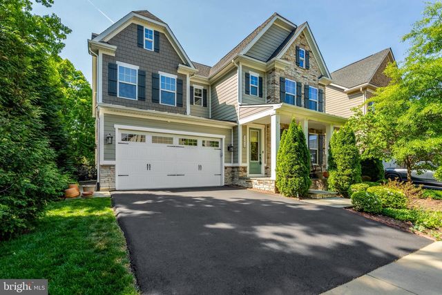11413 WOODRUSH CT, Fairfax, VA 22030