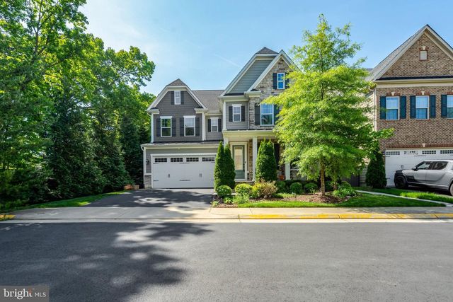 11413 WOODRUSH CT, Fairfax, VA 22030