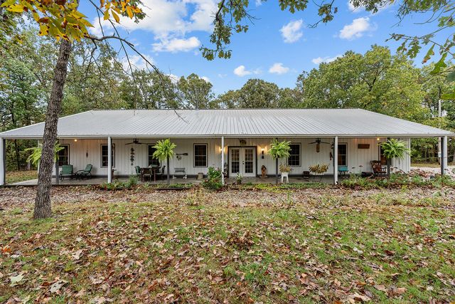 3164 S 124th Road, Flemington, MO 65650