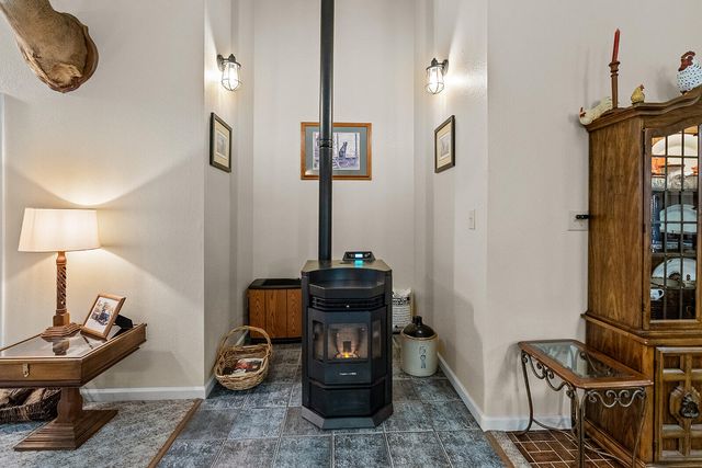 3164 S 124th Road, Flemington, MO 65650