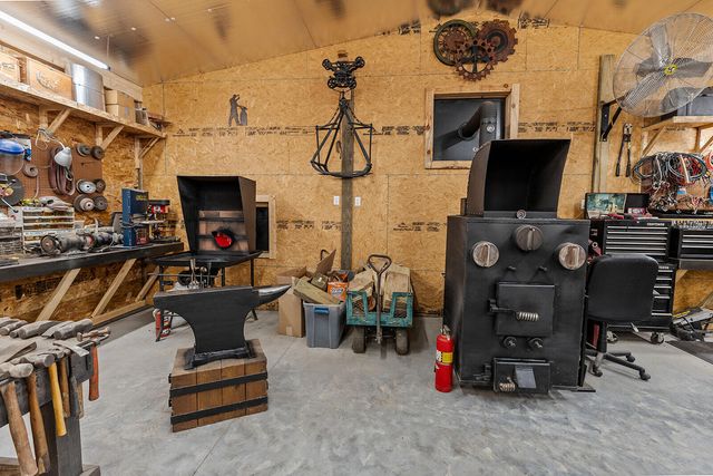 3164 S 124th Road, Flemington, MO 65650