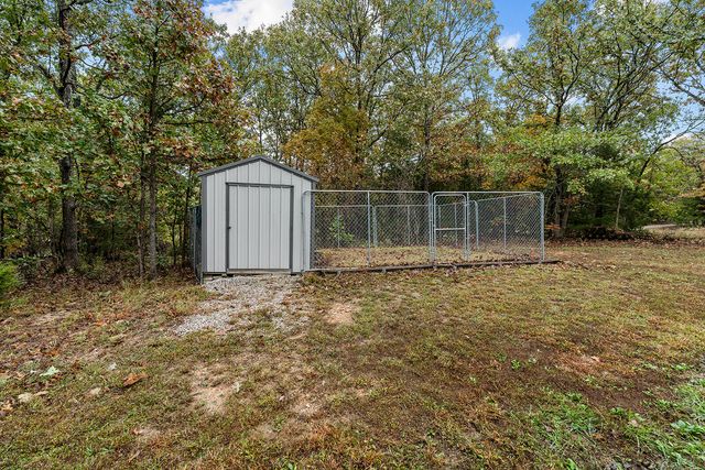 3164 S 124th Road, Flemington, MO 65650