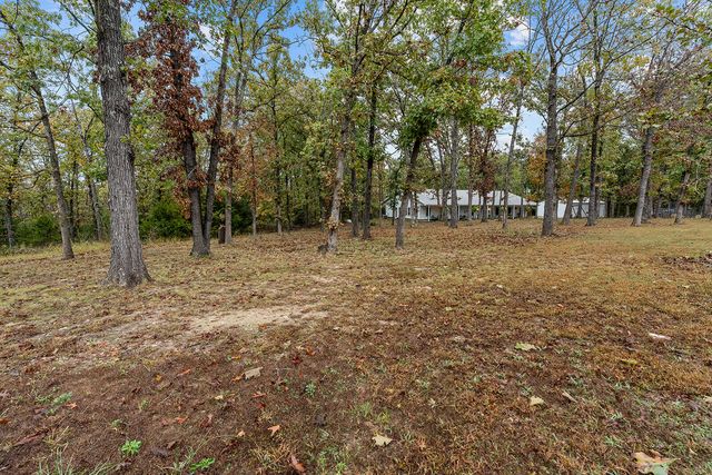 3164 S 124th Road, Flemington, MO 65650