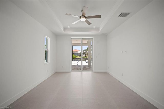 2304 SW 38th TER, Cape Coral, FL 33914