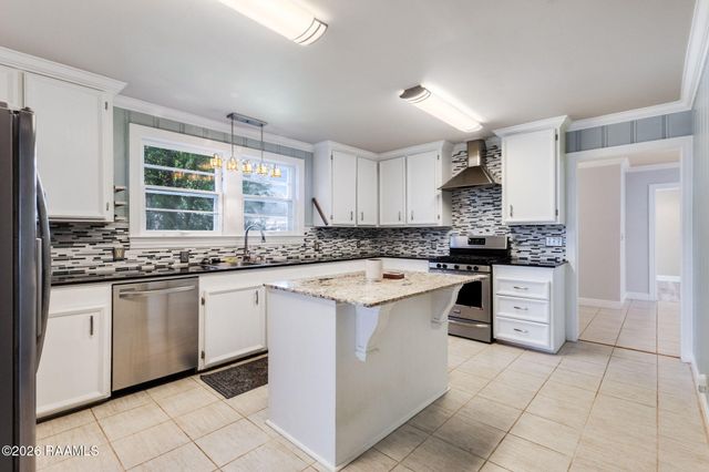 151 Memory Lane, Lafayette, LA 70506