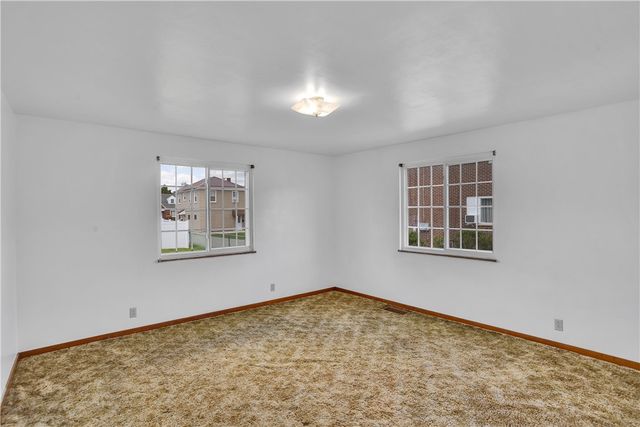123 Orr Ave, Harmar, PA 15024