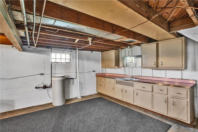 123 Orr Ave, Harmar, PA 15024