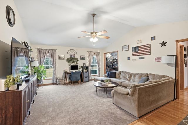 11847 Salyer Drive, Wheatfield, IN 46392