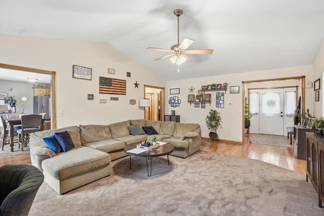 11847 Salyer Drive, Wheatfield, IN 46392