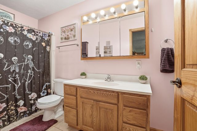 11847 Salyer Drive, Wheatfield, IN 46392