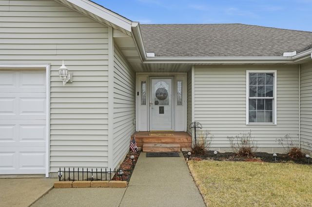 11847 Salyer Drive, Wheatfield, IN 46392