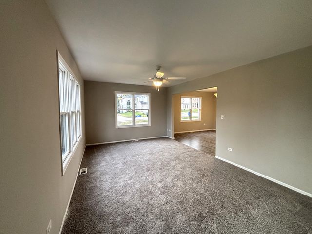 1101 N Princeton Avenue, Villa Park, IL 60181