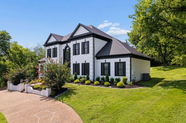 5093 Heathrow Blvd, Brentwood, TN 37027