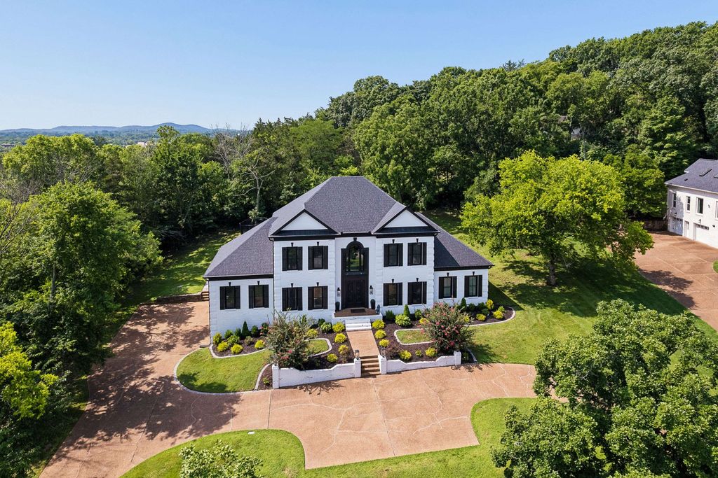 5093 Heathrow Blvd, Brentwood, TN 37027