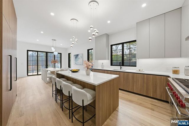 5 Cedar Court, Demarest, NJ 07627