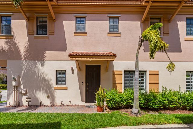 4783 PRESERVE Street, Coconut Creek, FL 33073