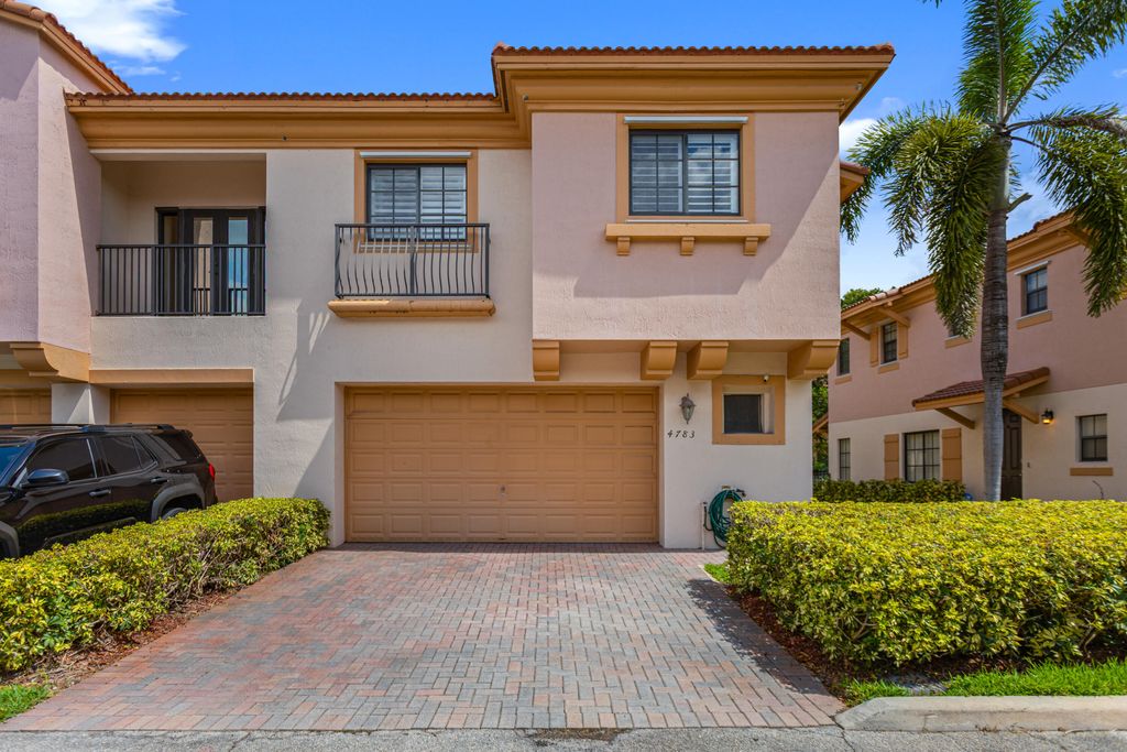 4783 PRESERVE Street, Coconut Creek, FL 33073