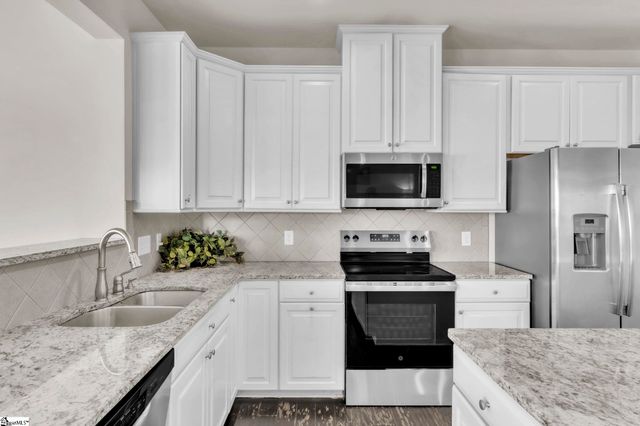 328 Bucklebury Road, Greer, SC 29651