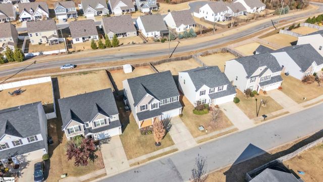 328 Bucklebury Road, Greer, SC 29651