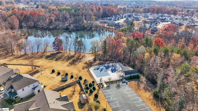 328 Bucklebury Road, Greer, SC 29651