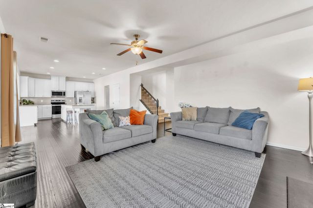 328 Bucklebury Road, Greer, SC 29651