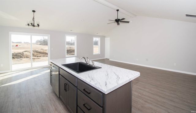 810 Knights Crossing, Kendallville, IN 46755