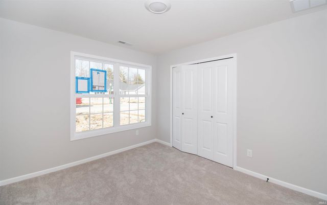 810 Knights Crossing, Kendallville, IN 46755