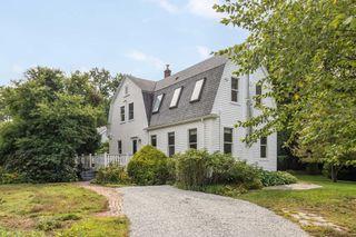 131 Lincoln Rd, Lincoln, MA 01773