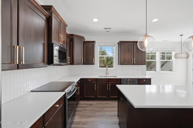 120 N Brig Drive, Hampstead, NC 28443