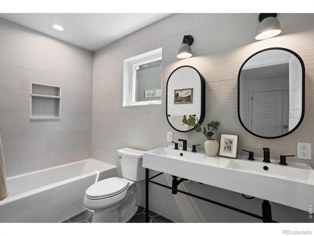 2160 S Grant Street, Denver, CO 80210