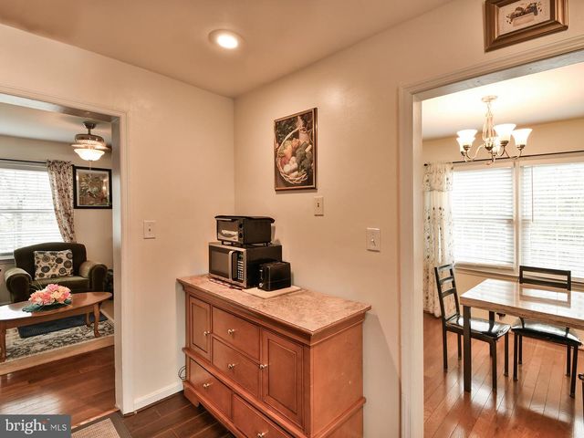 5616 KOLB ST, Capitol Heights, MD 20743