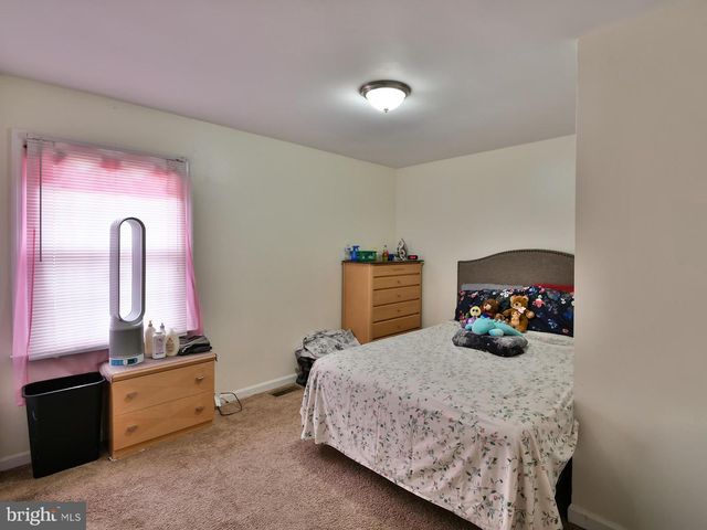 5616 KOLB ST, Capitol Heights, MD 20743