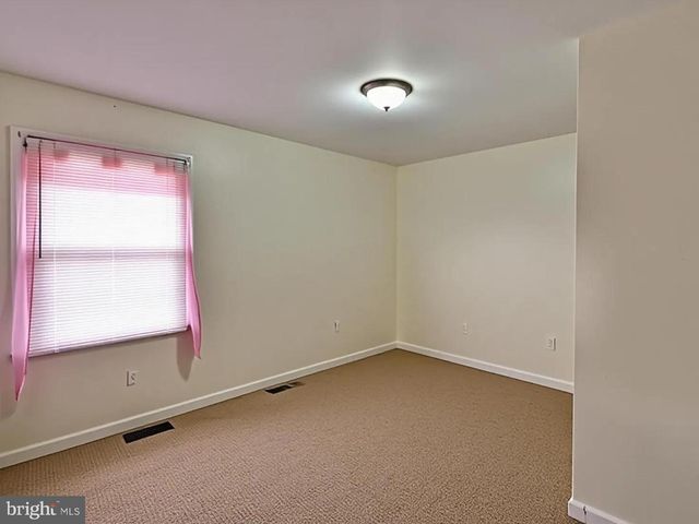 5616 KOLB ST, Capitol Heights, MD 20743