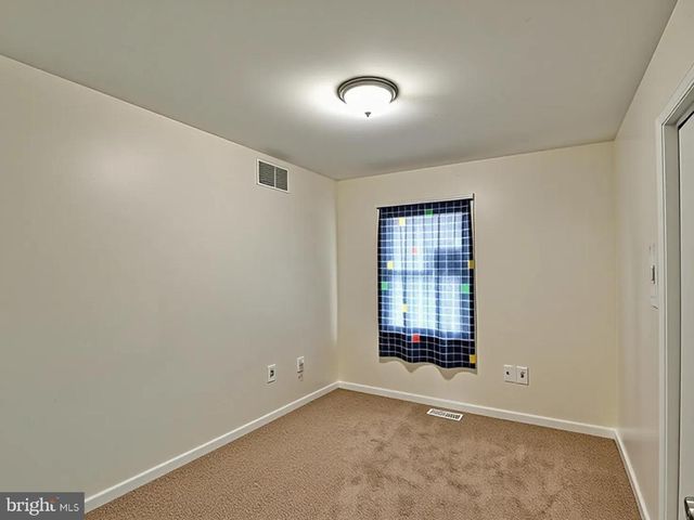 5616 KOLB ST, Capitol Heights, MD 20743