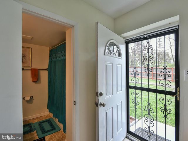 5616 KOLB ST, Capitol Heights, MD 20743